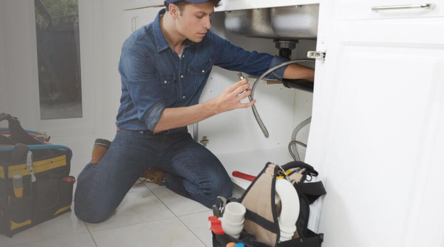 Expert burst pipe repair services in Vernon, TX